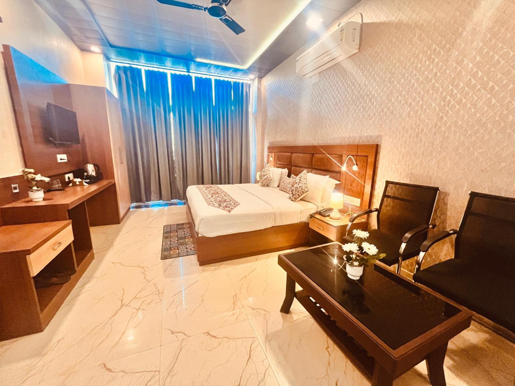 Heaven Resort Ayodhya Exterior foto